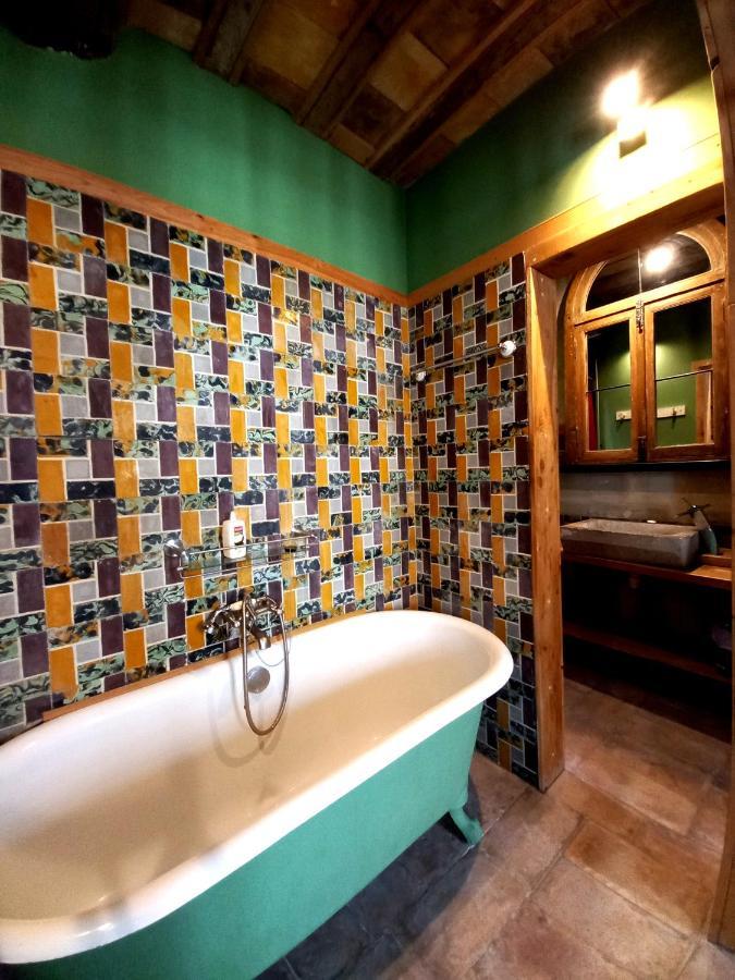 La Casa De Boulbon Hotel Bagian luar foto